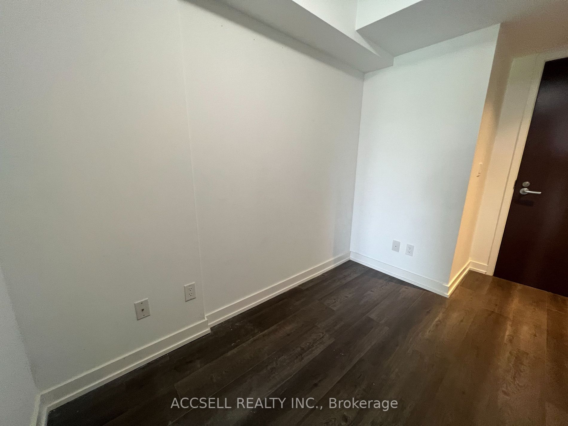 185 Bonis Ave, #212