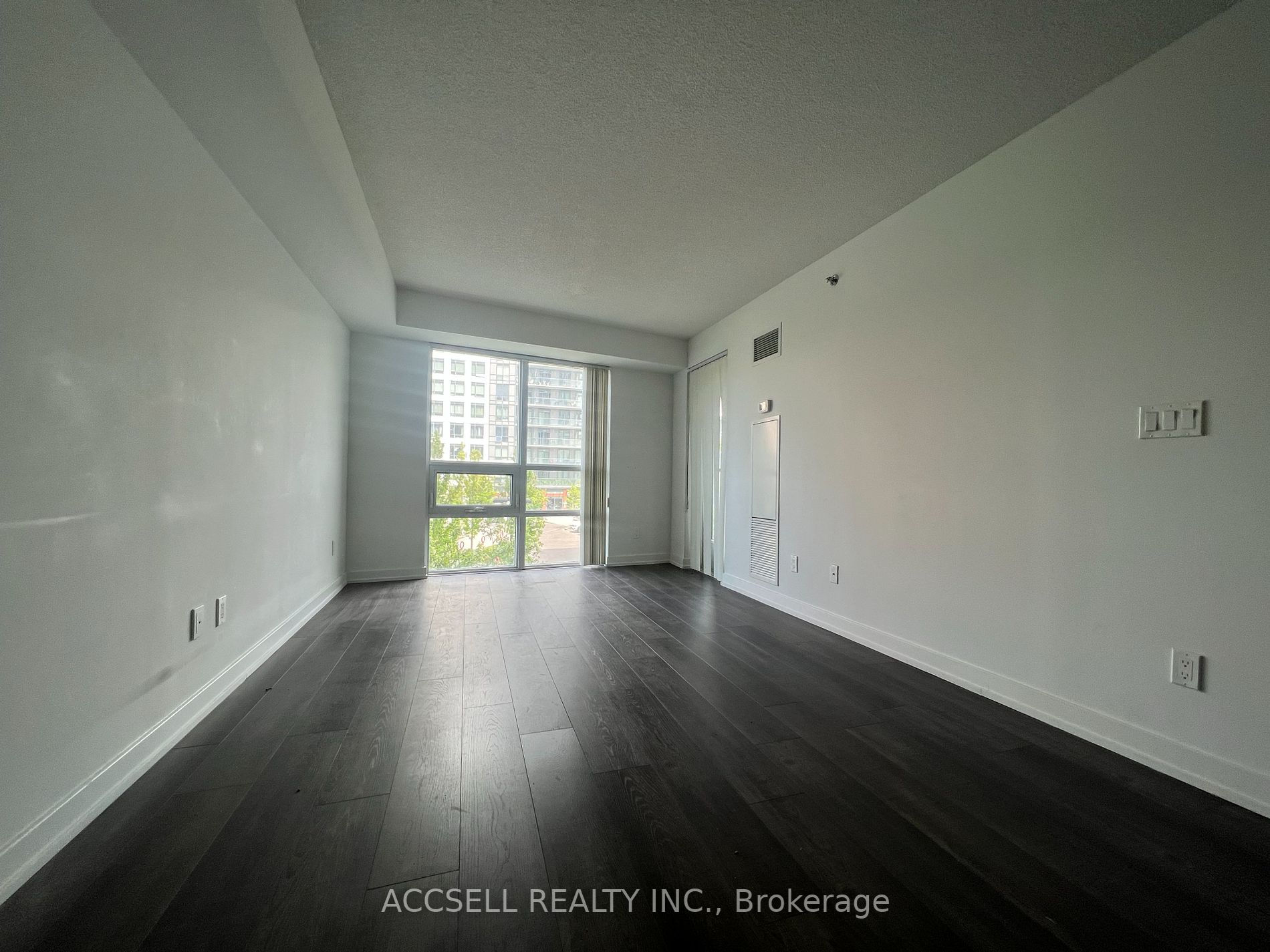 185 Bonis Ave, #212