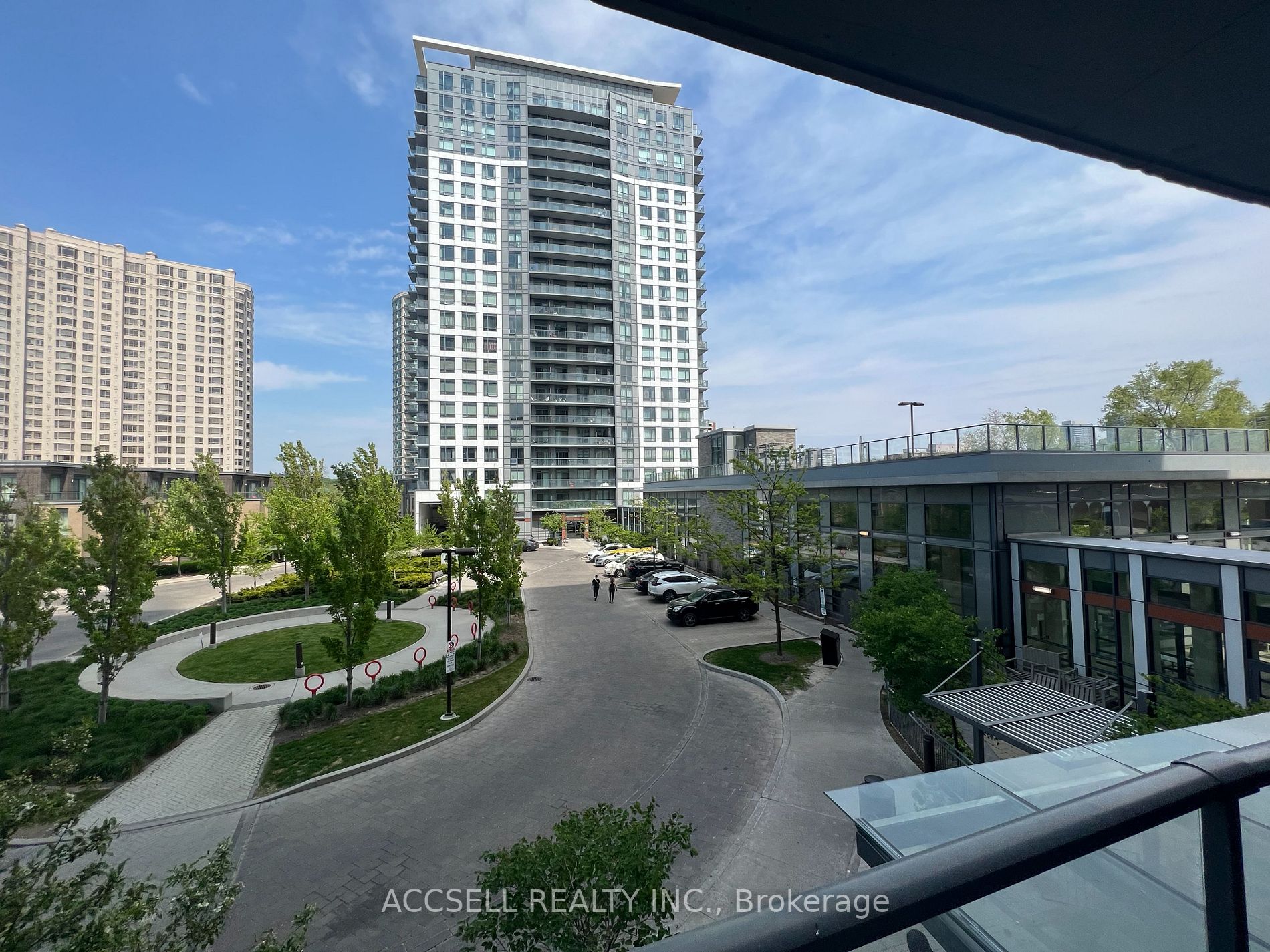 185 Bonis Ave, #212