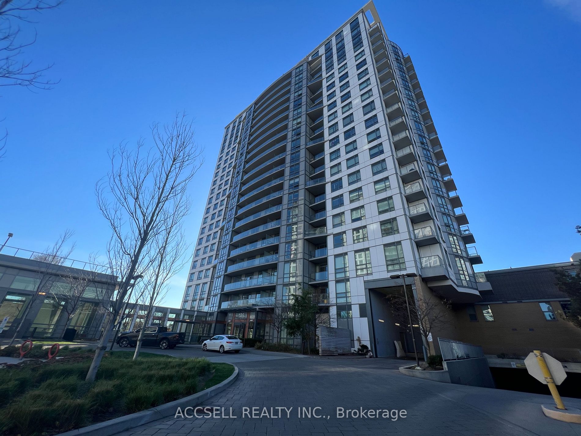 185 Bonis Ave, #212
