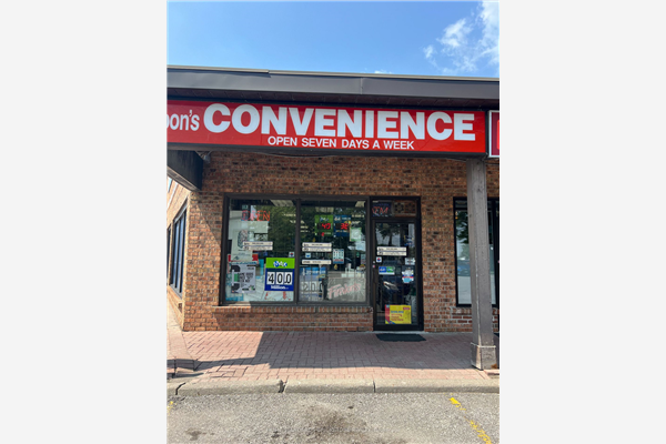 1670 Kingston Rd, Pickering
