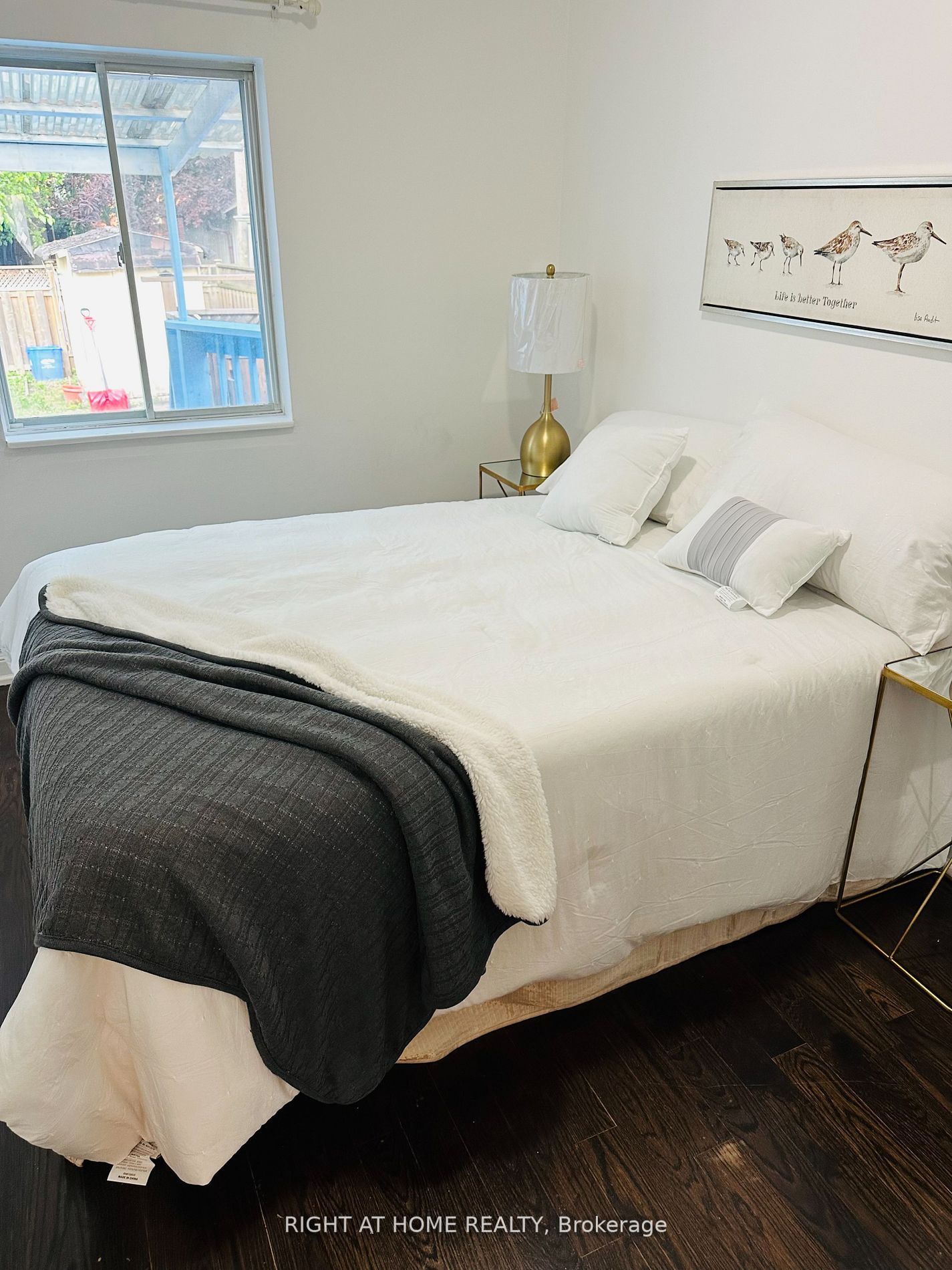 105A Laurel Ave