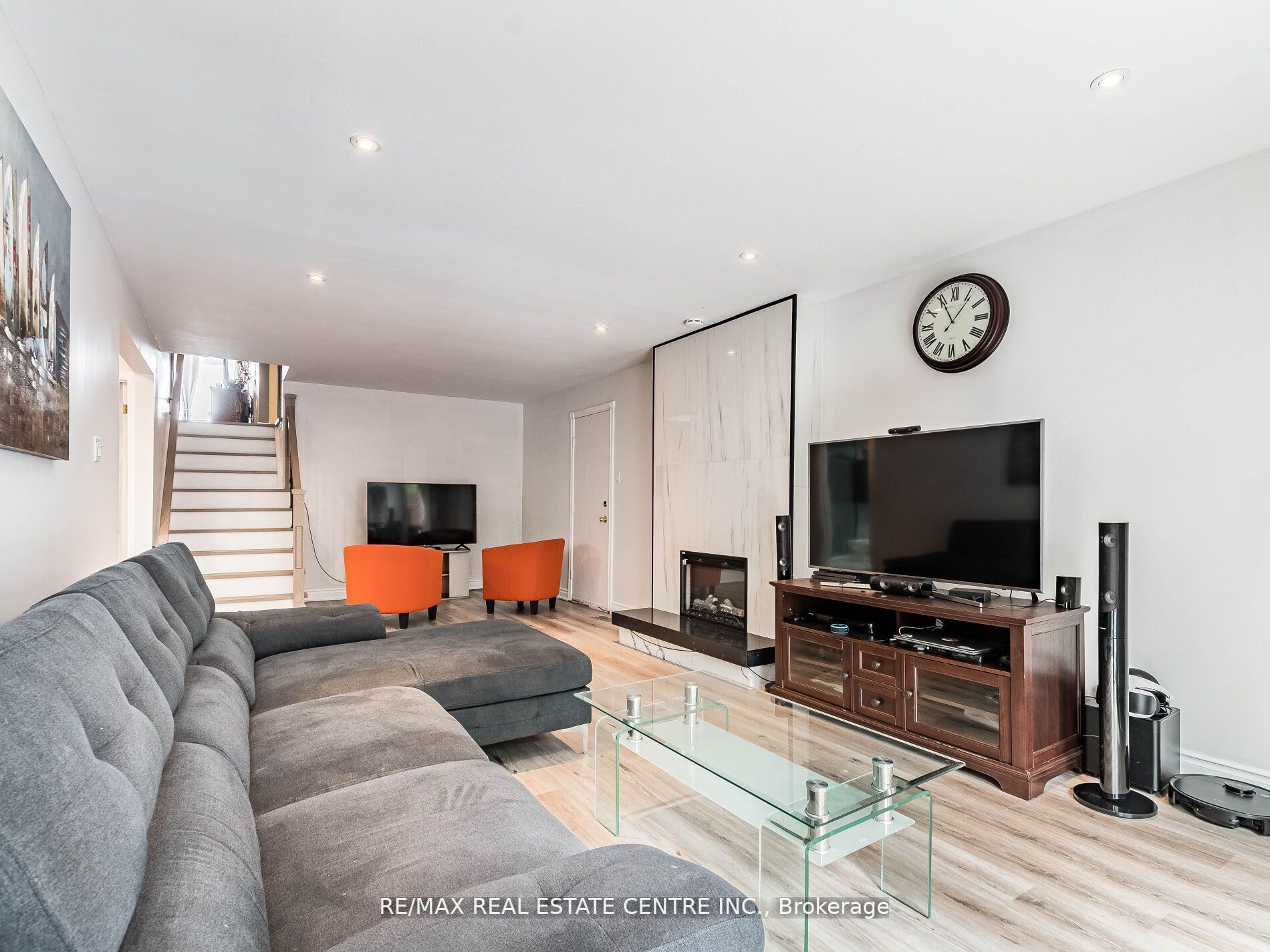 764 Hampton Crt