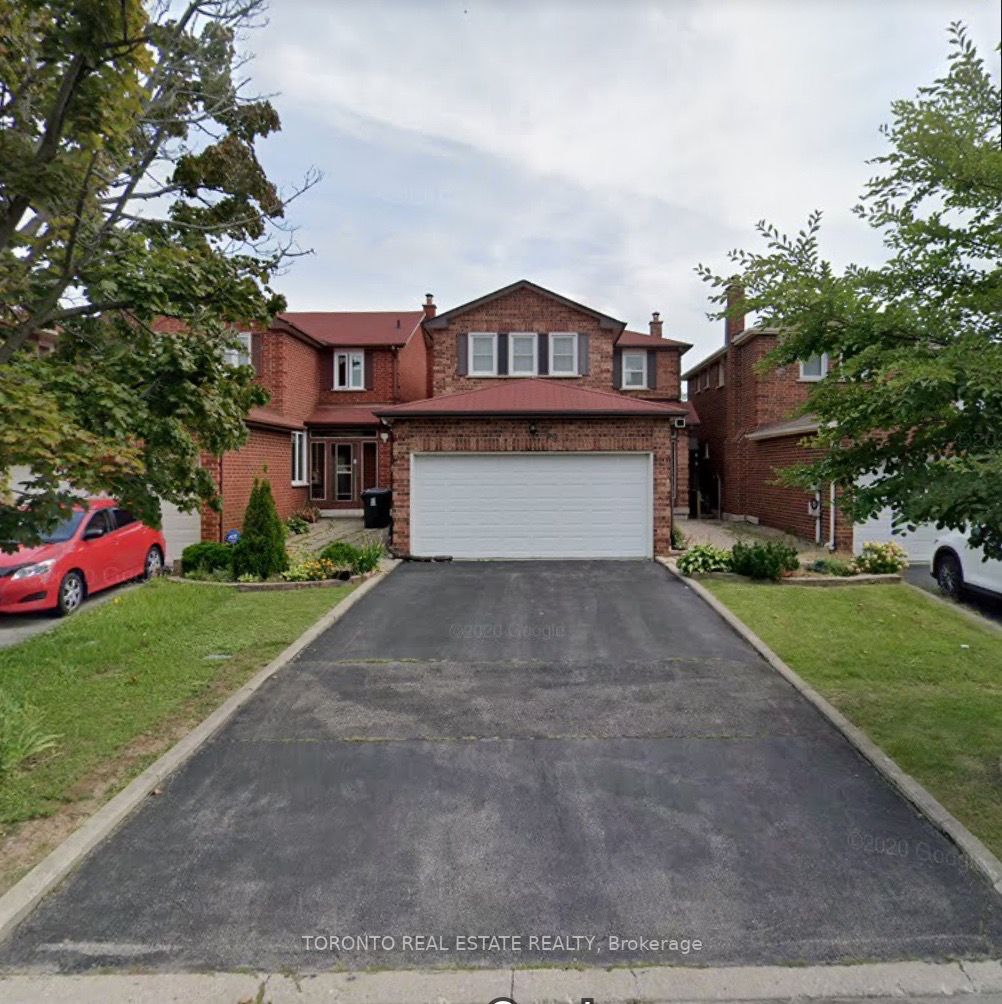 59 Lansbury Dr