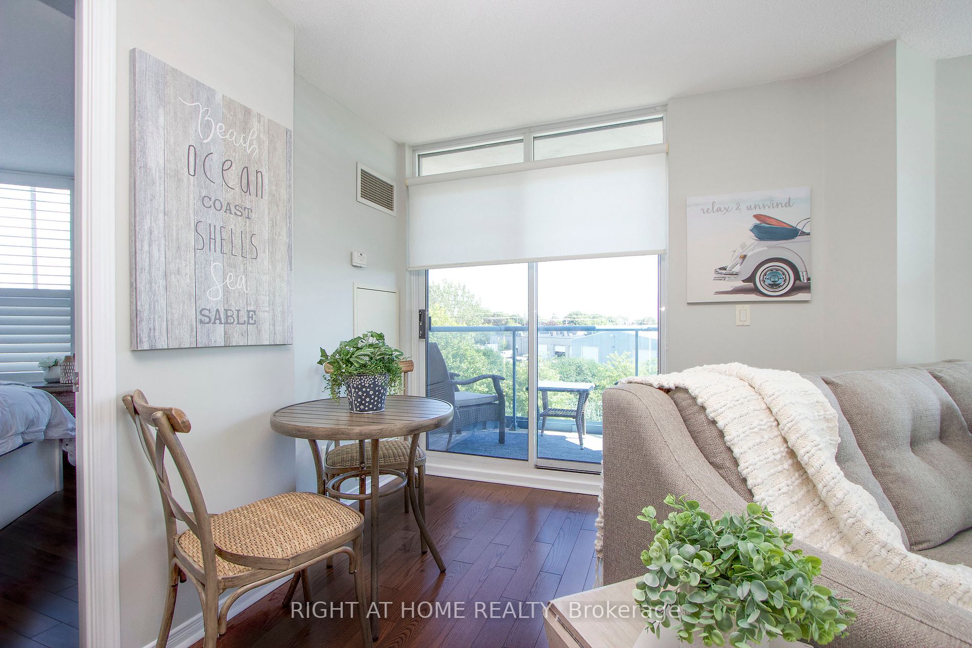 340 Watson Street W, #202