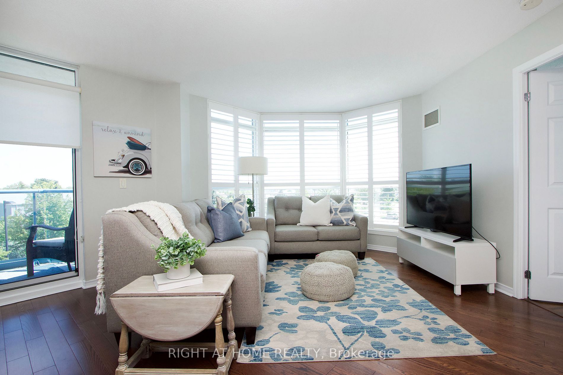 340 Watson Street W, #202