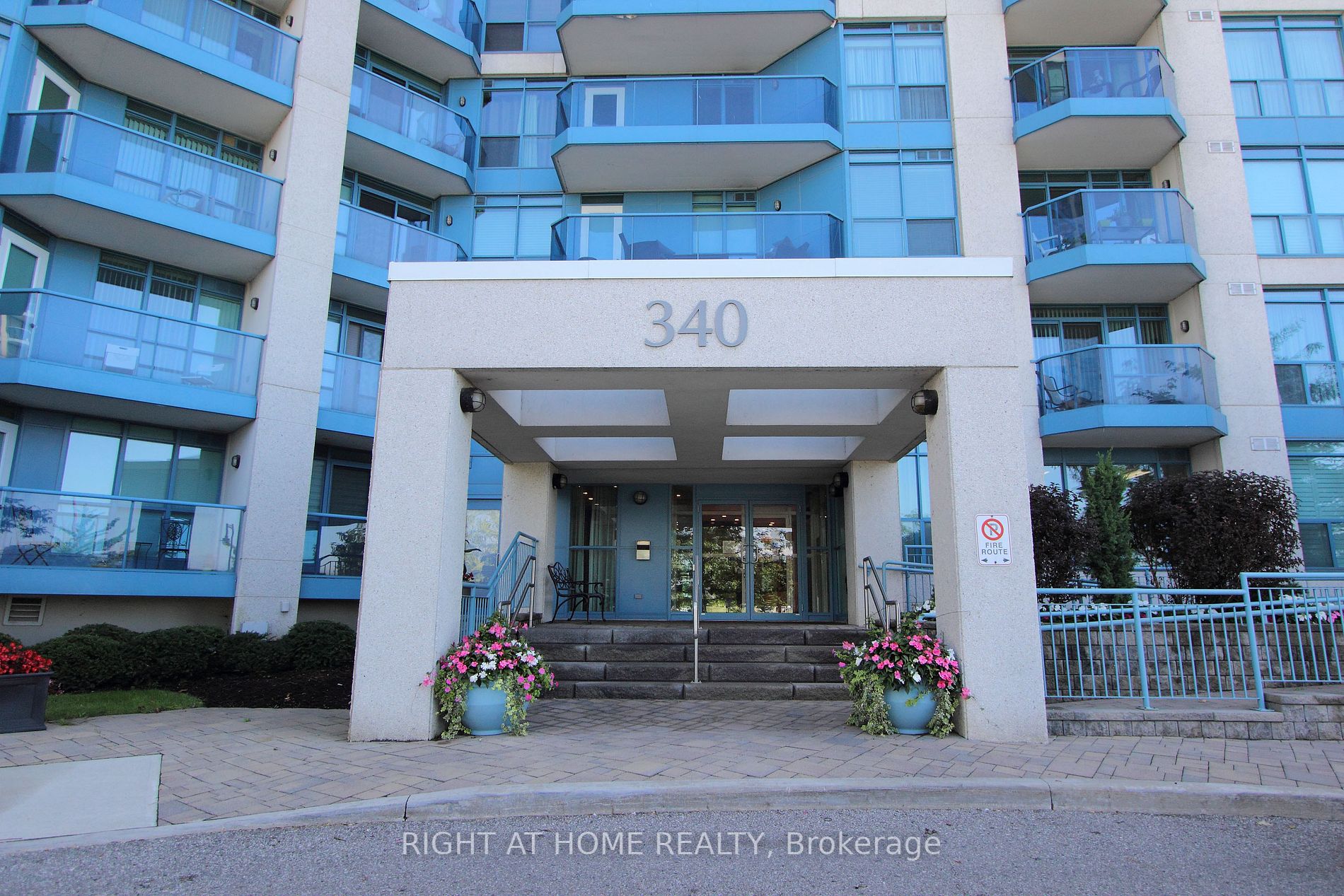 340 Watson Street W, #202