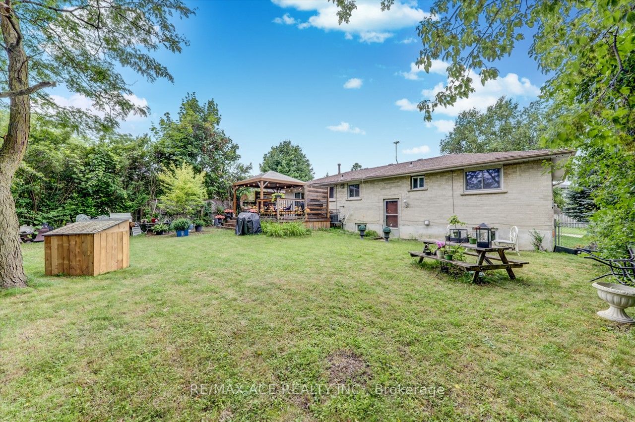 50 Jacwin Dr