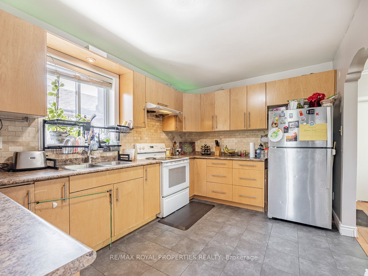 7 Princemere Cres