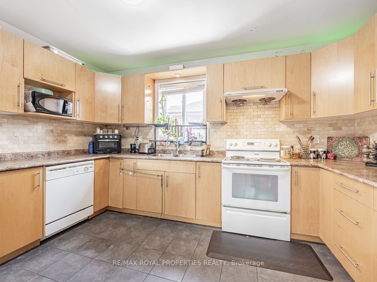7 Princemere Cres
