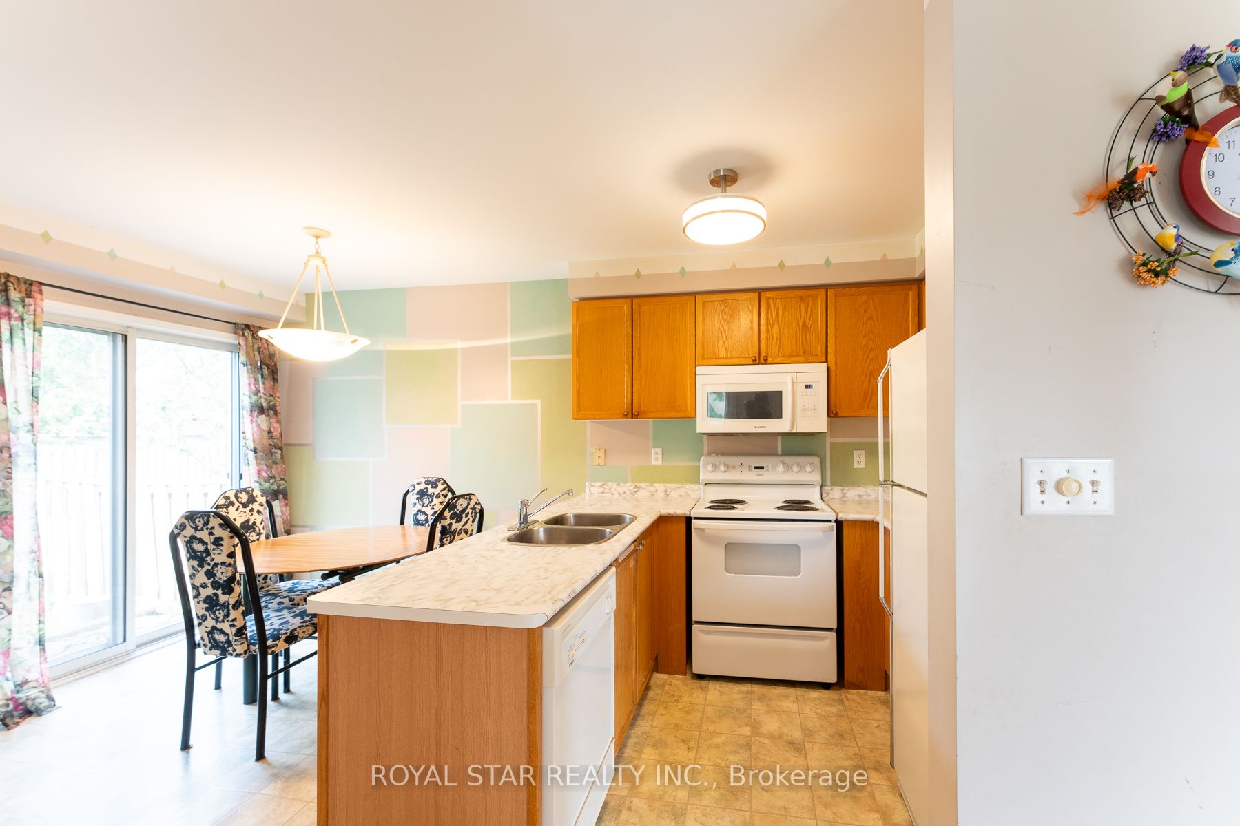 115 Wilkins Cres