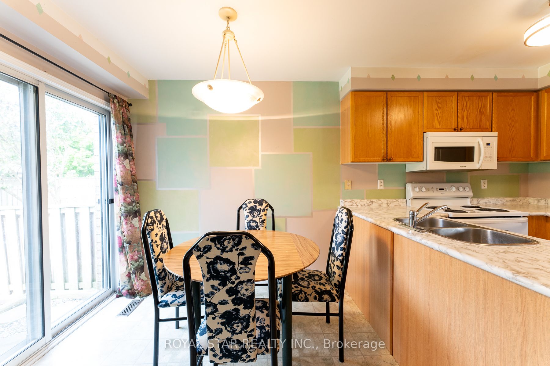 115 Wilkins Cres