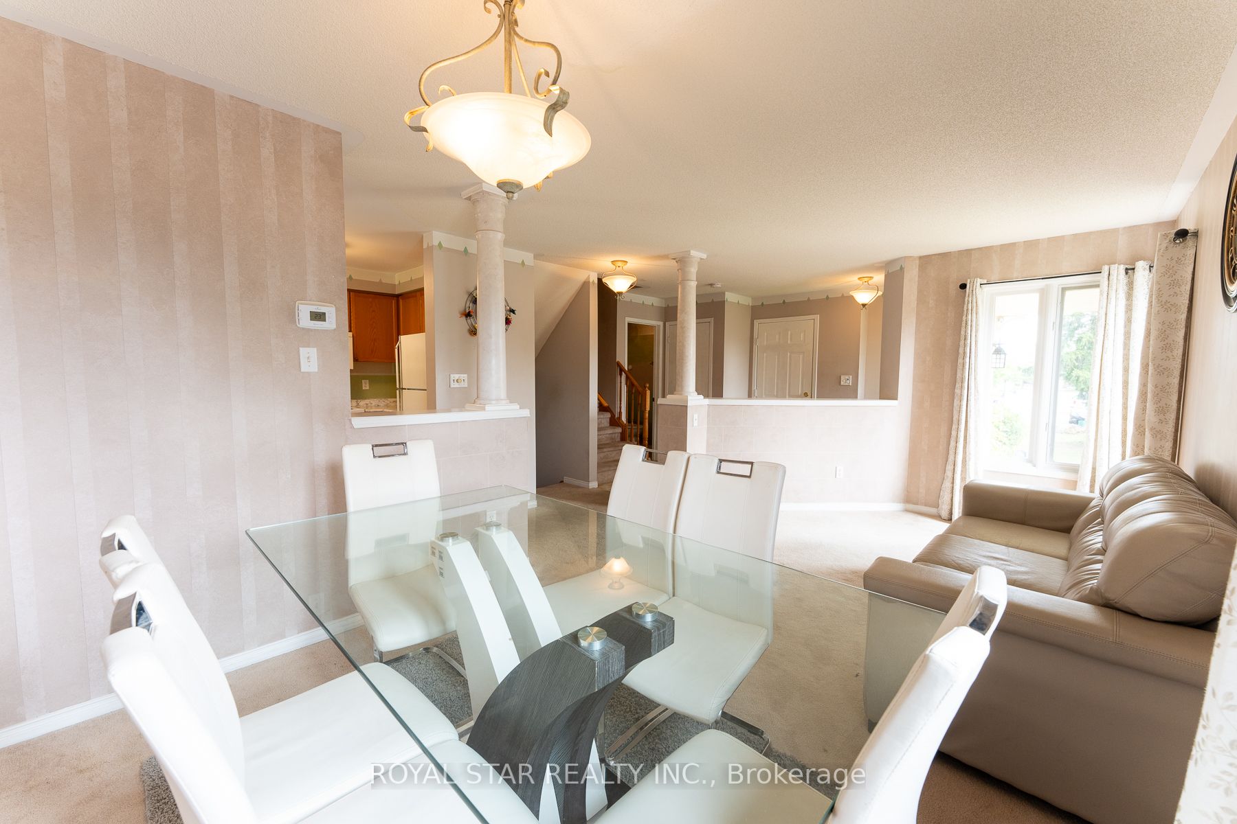 115 Wilkins Cres