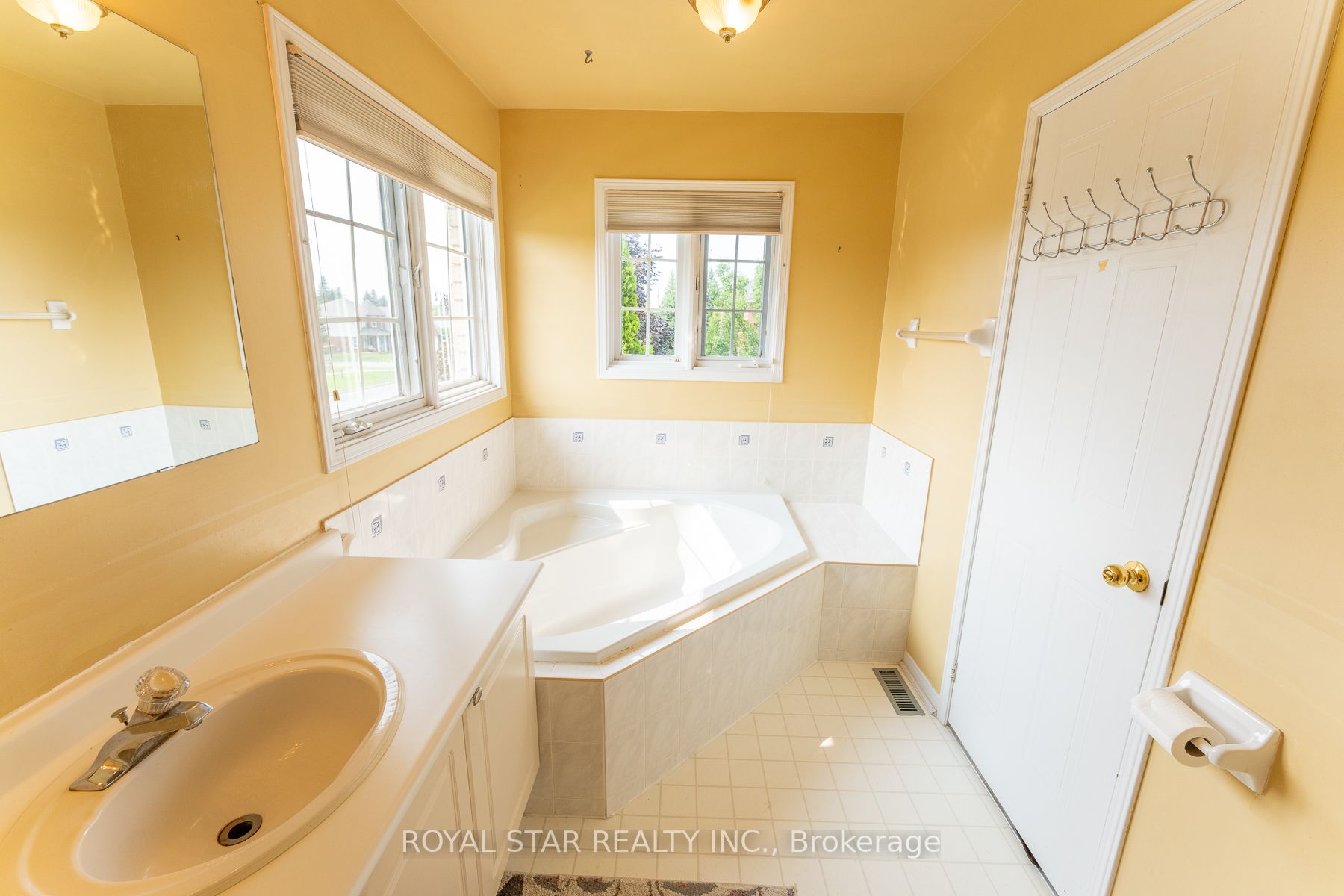 115 Wilkins Cres