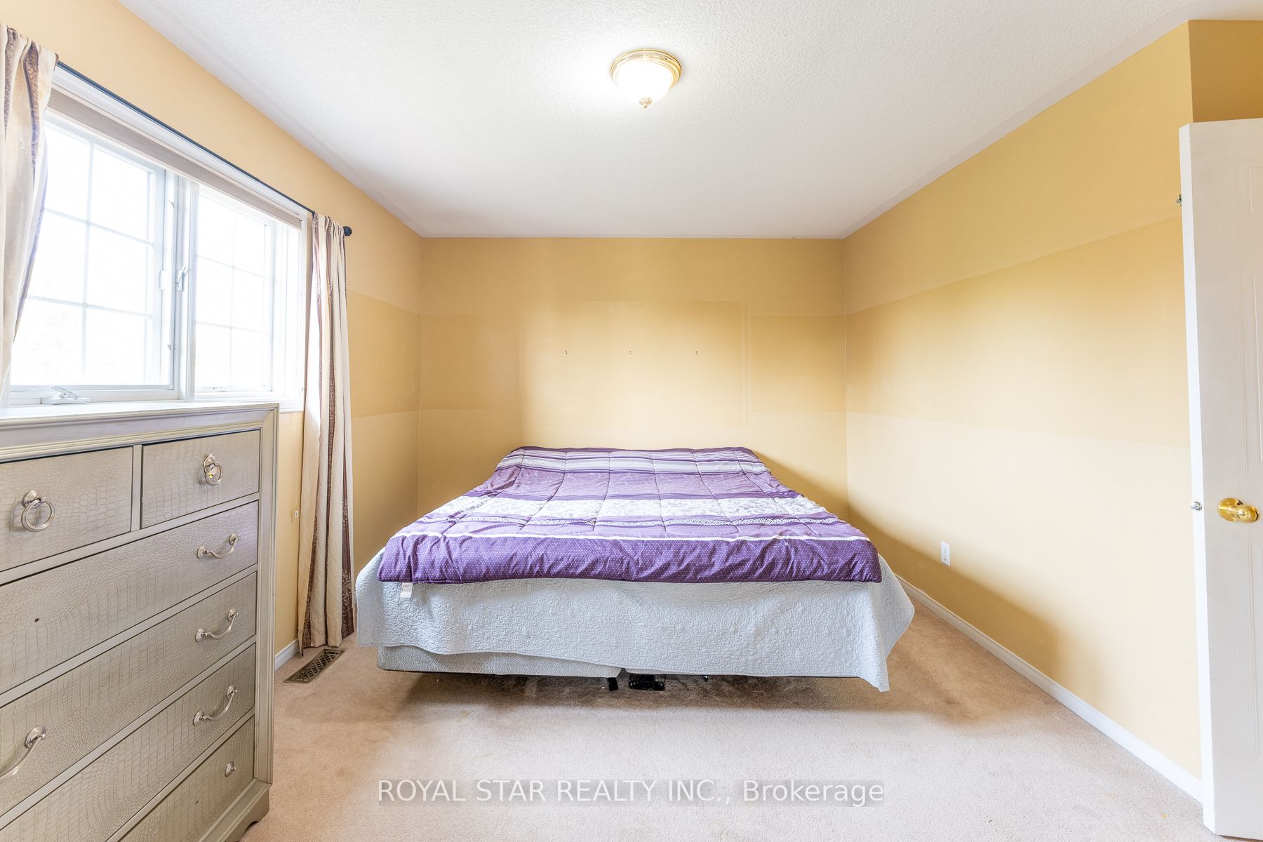115 Wilkins Cres