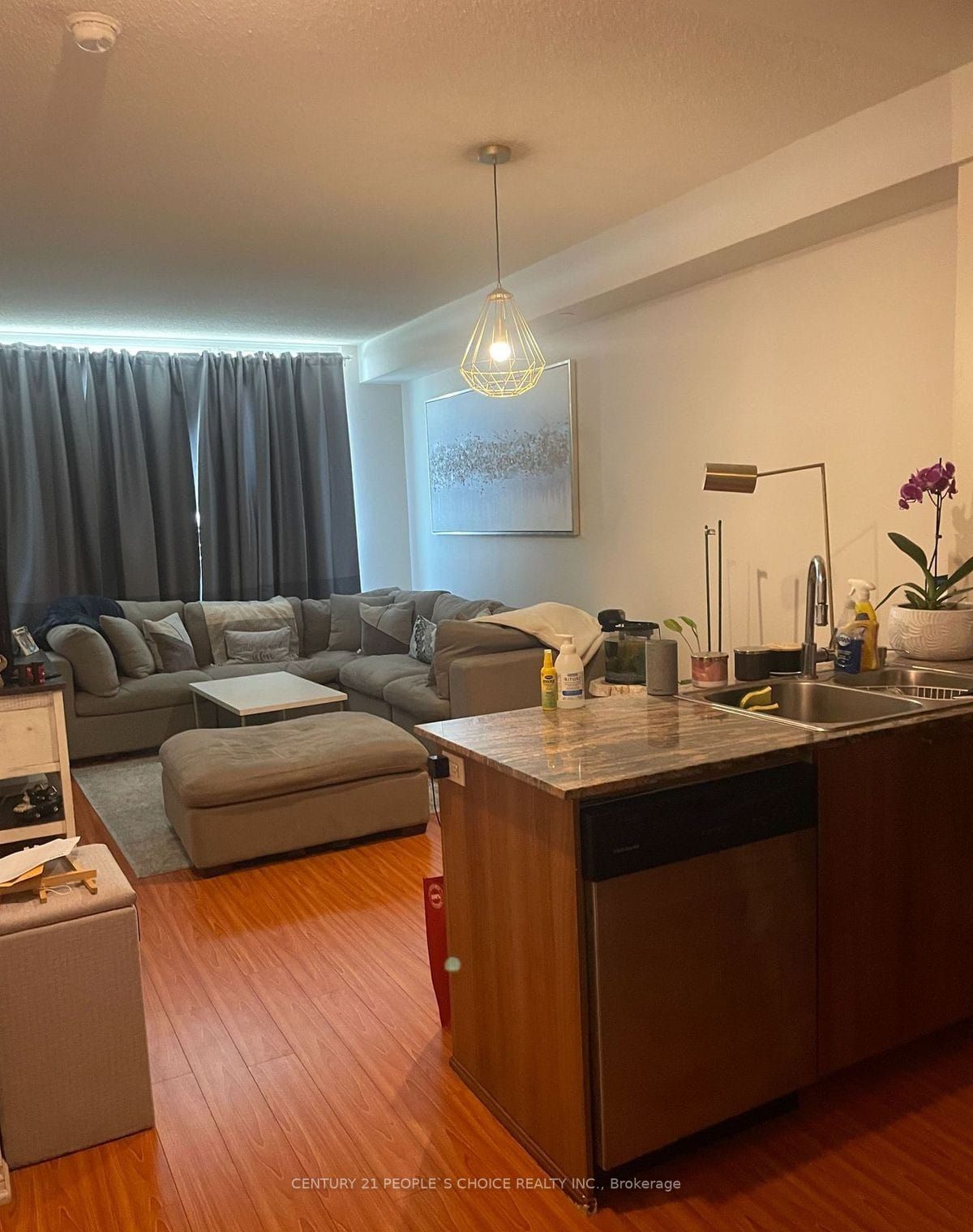 1328 Birchmount Rd, #1006