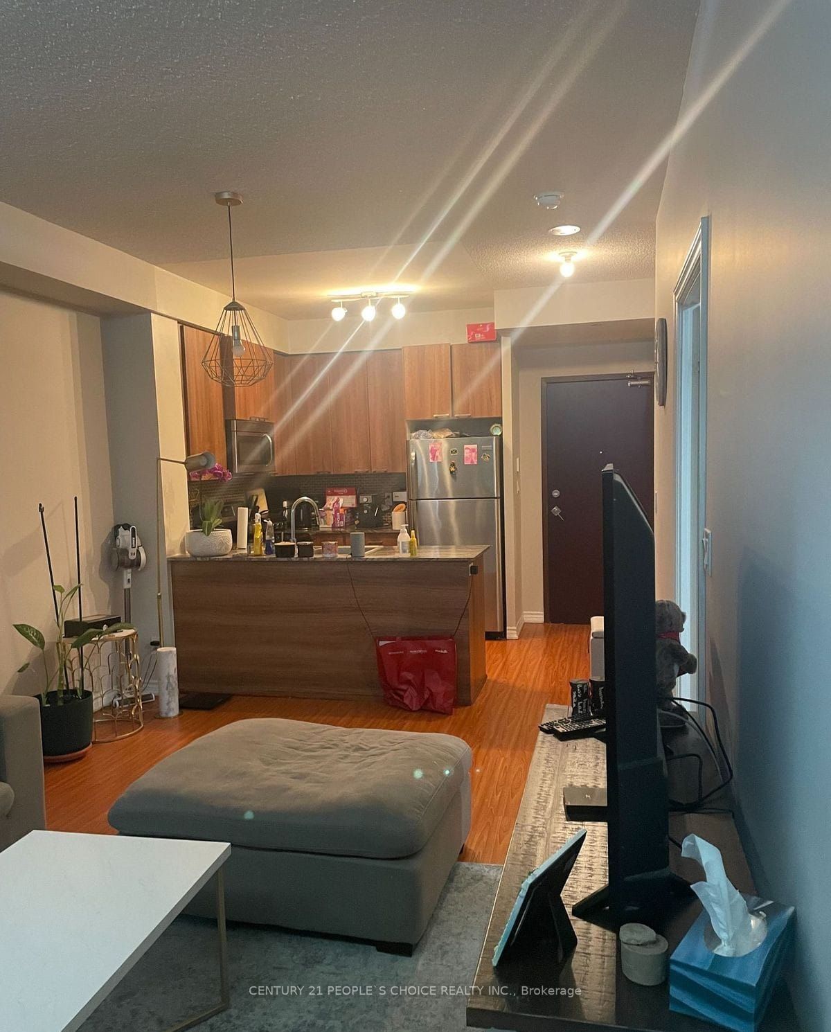 1328 Birchmount Rd, #1006