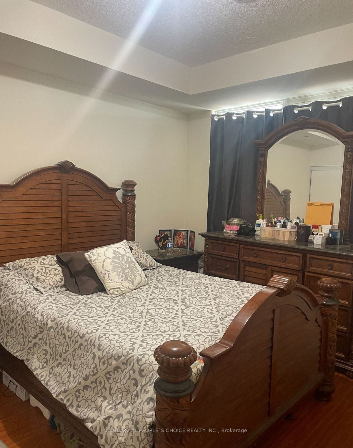 1328 Birchmount Rd, #1006