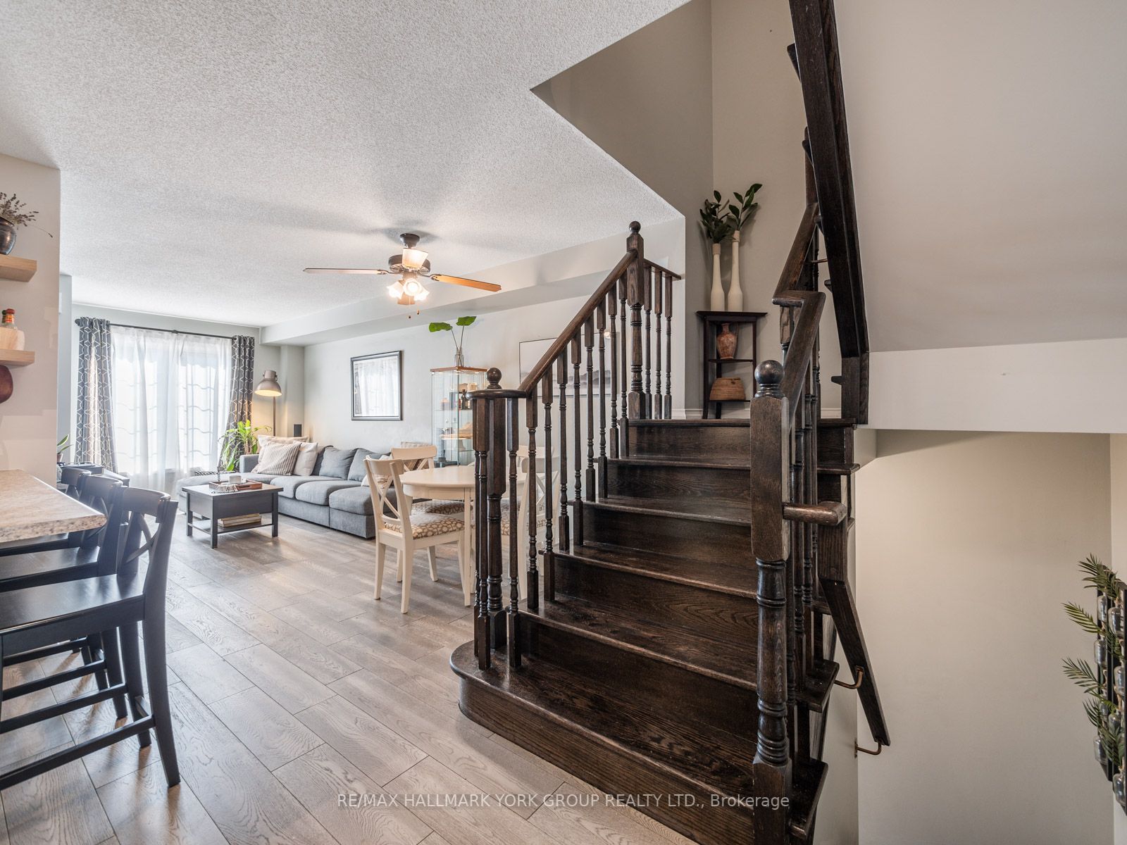 36 Linnell St