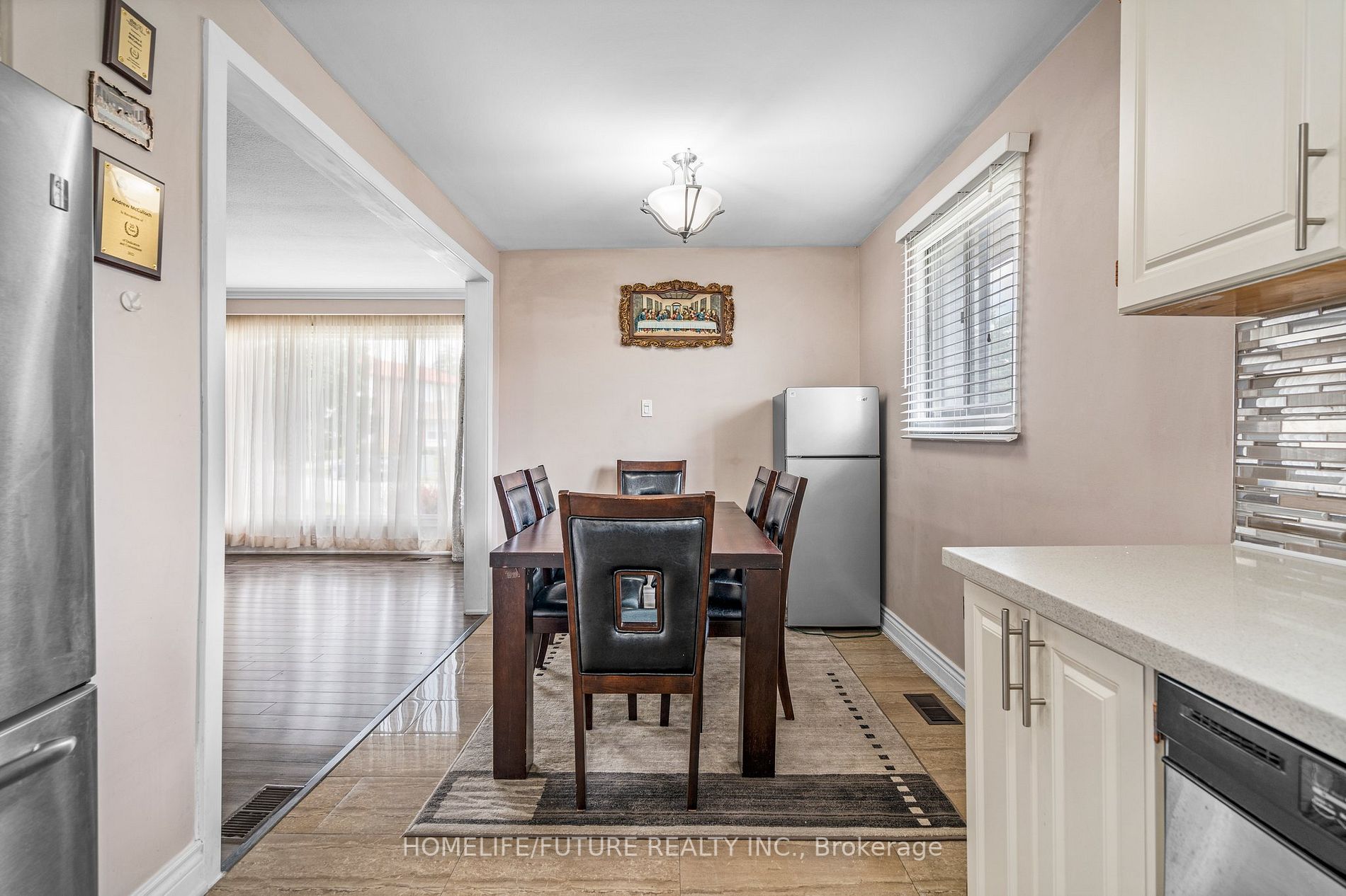 8 Albacore Crescent