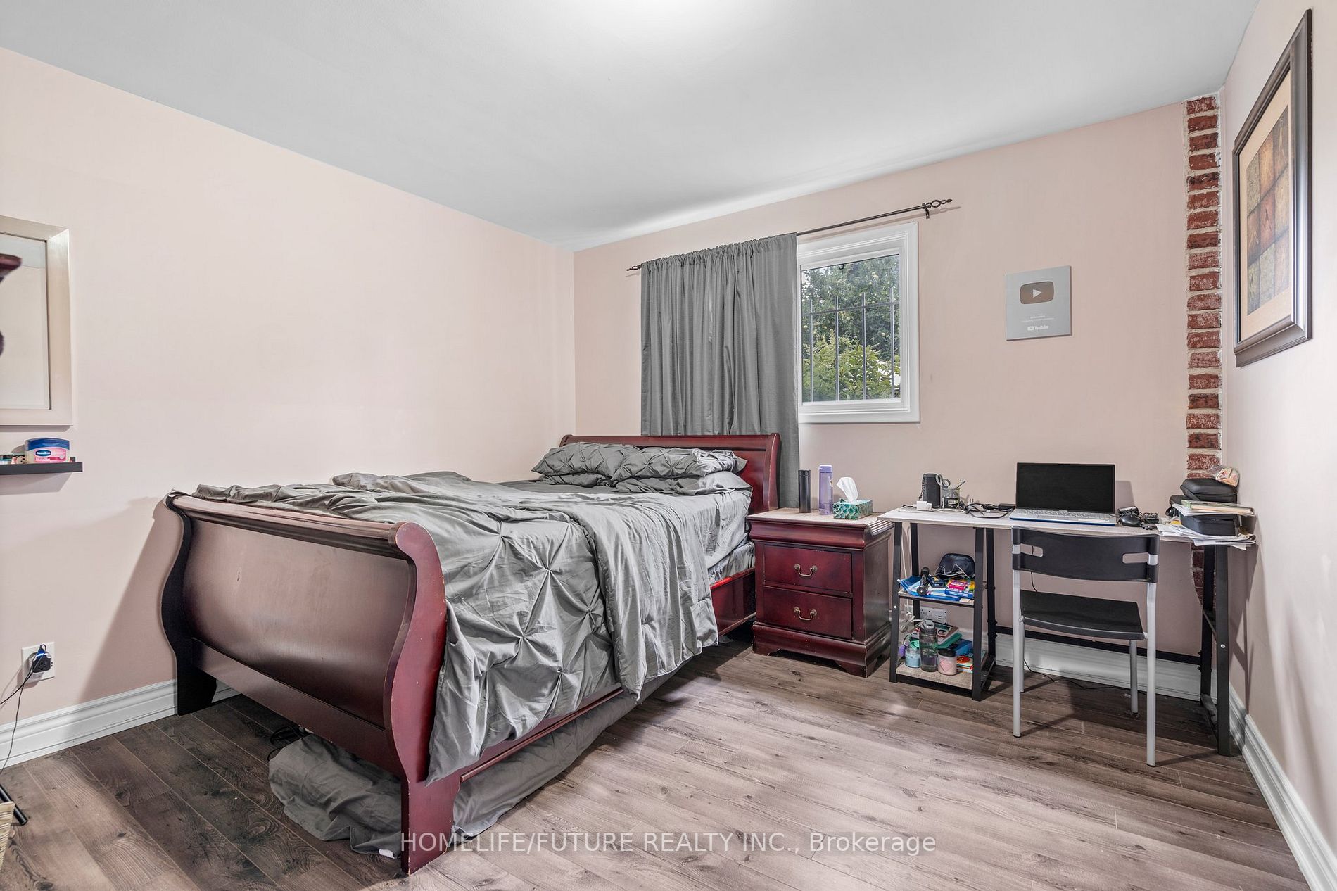 8 Albacore Crescent