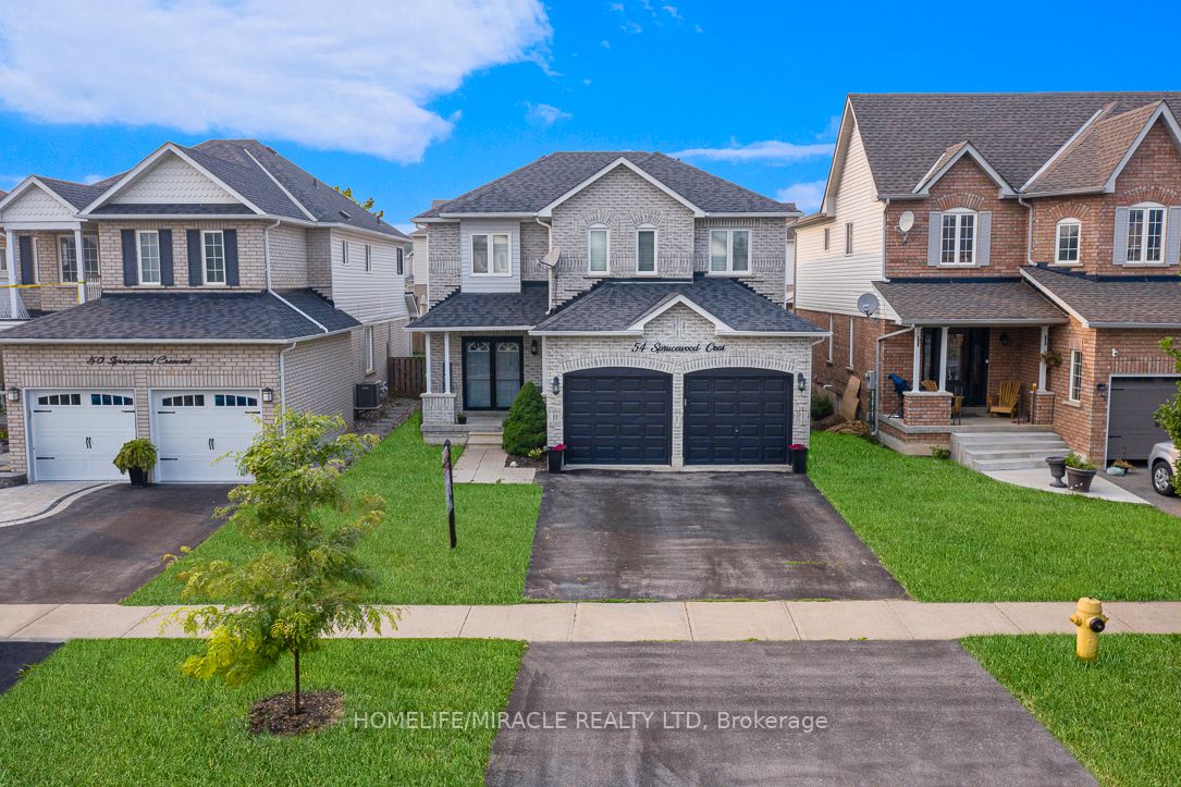 54 Sprucewood Cres