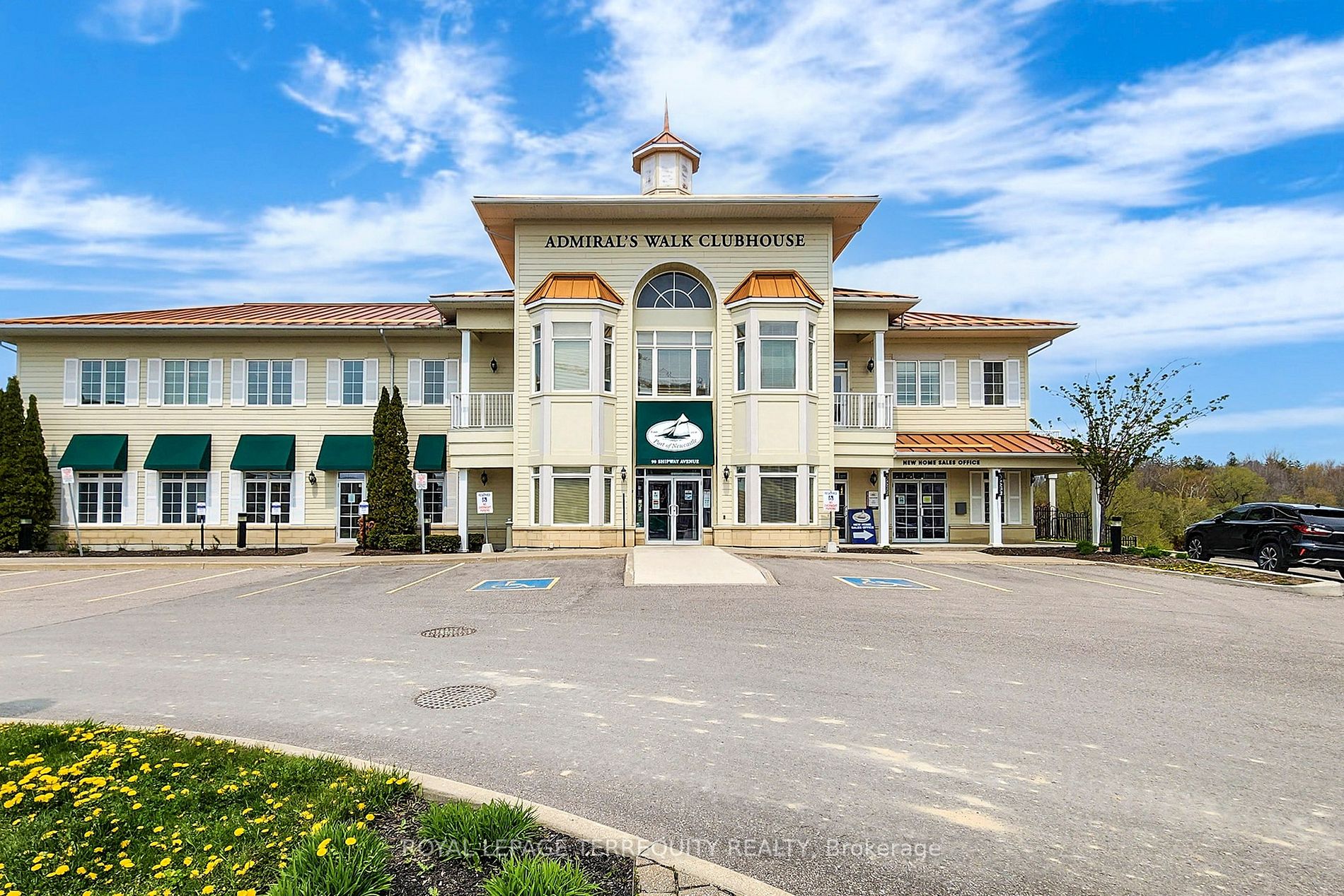 50 Lakebreeze Dr, #101
