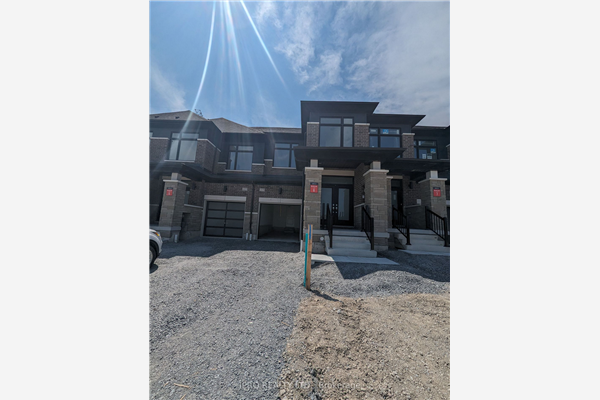 1175 Marathon Ave, Pickering