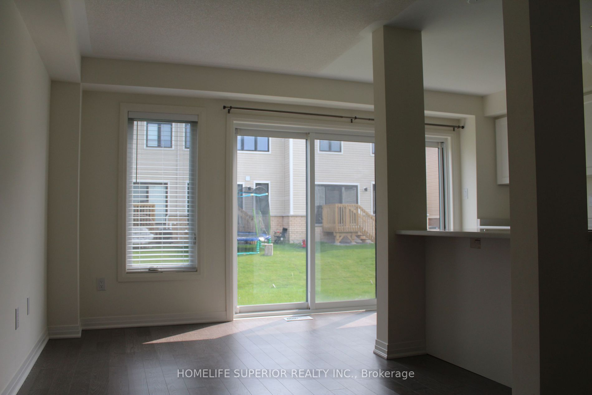 35 Caspian Sq