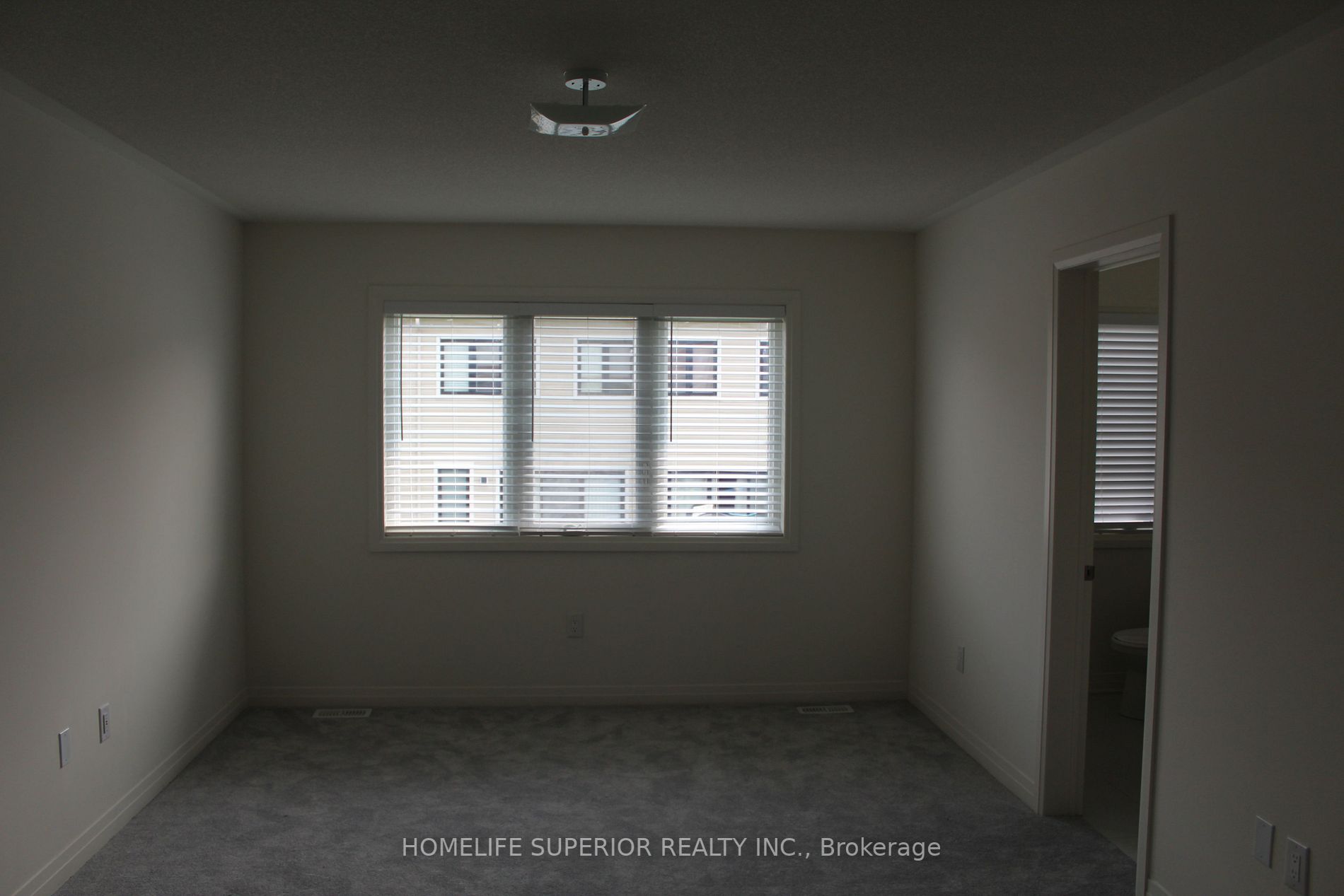 35 Caspian Sq
