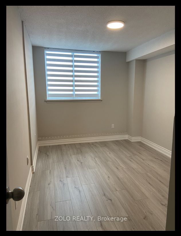 100 Wingarden Crt, #1214