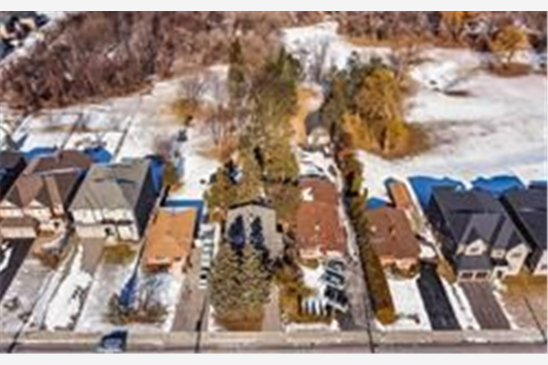452 Toynevale Rd, Pickering