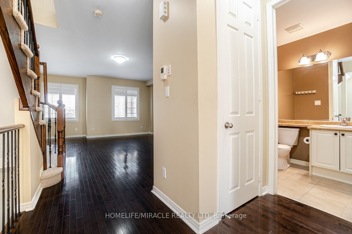 1701 Finch Avenue, #44