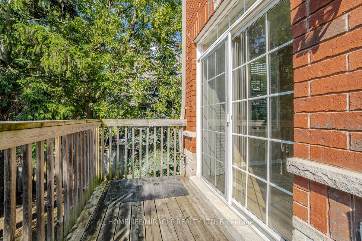 1701 Finch Avenue, #44