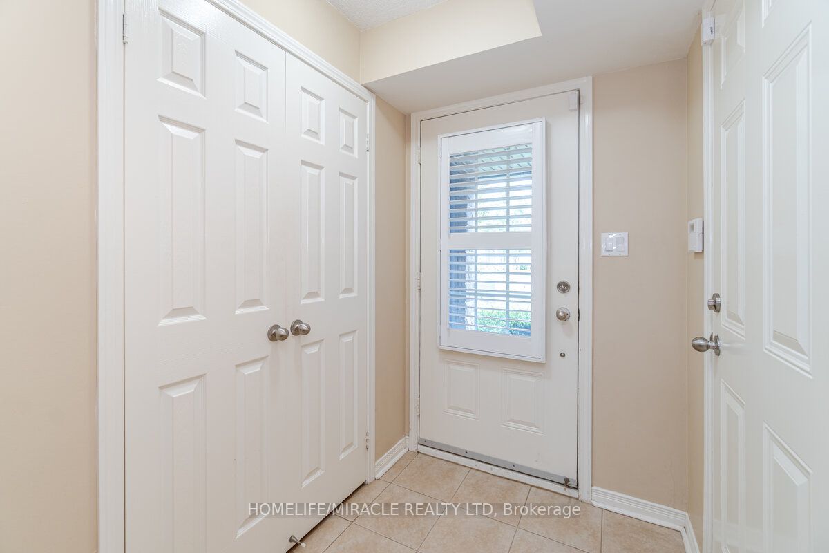 1701 Finch Avenue, #44