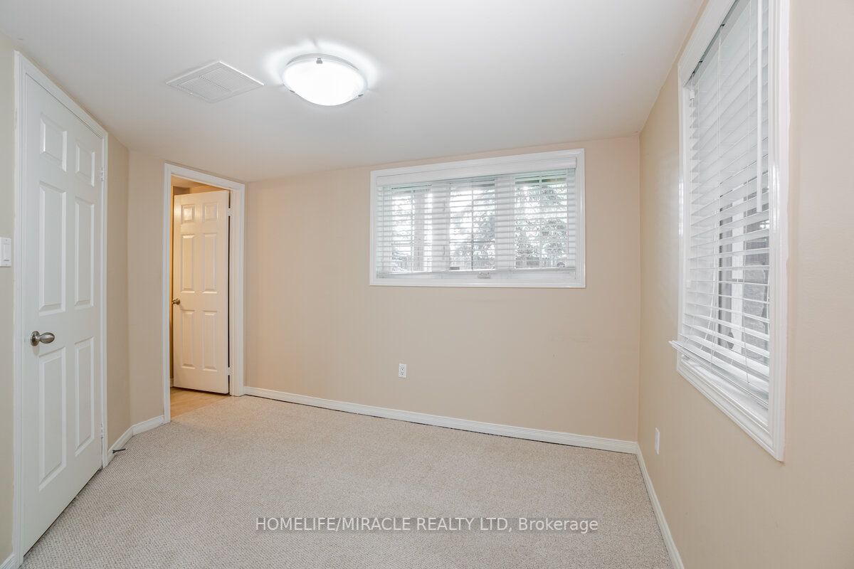 1701 Finch Avenue, #44