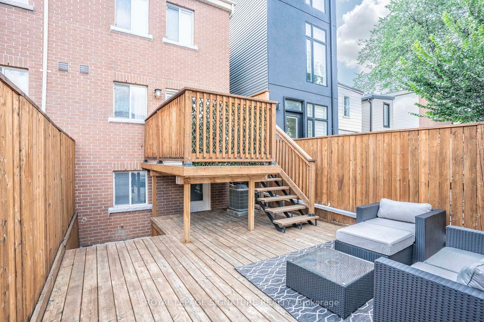 49 Leslie Street