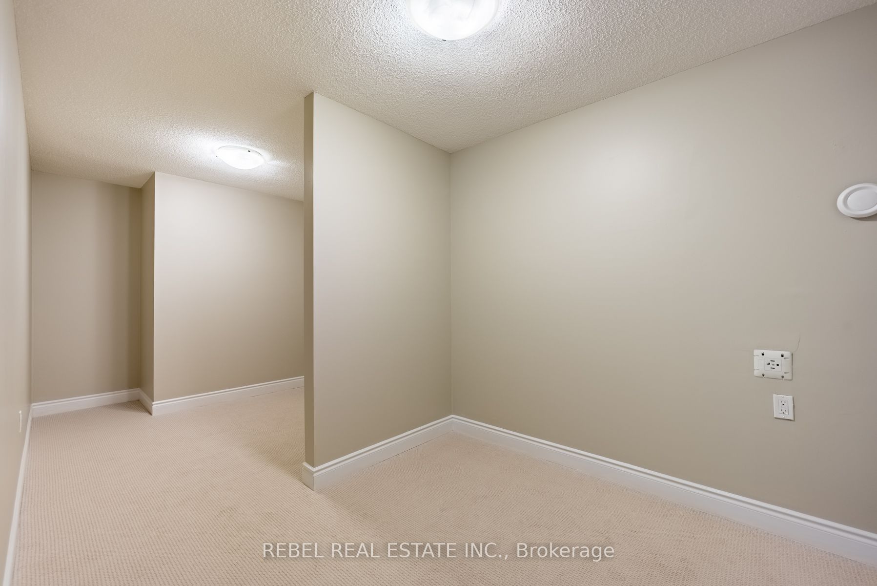 1749 Quail Run Dr