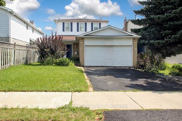 121 Placentia Blvd