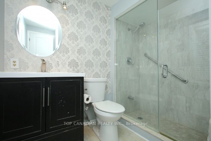 121 Placentia Blvd