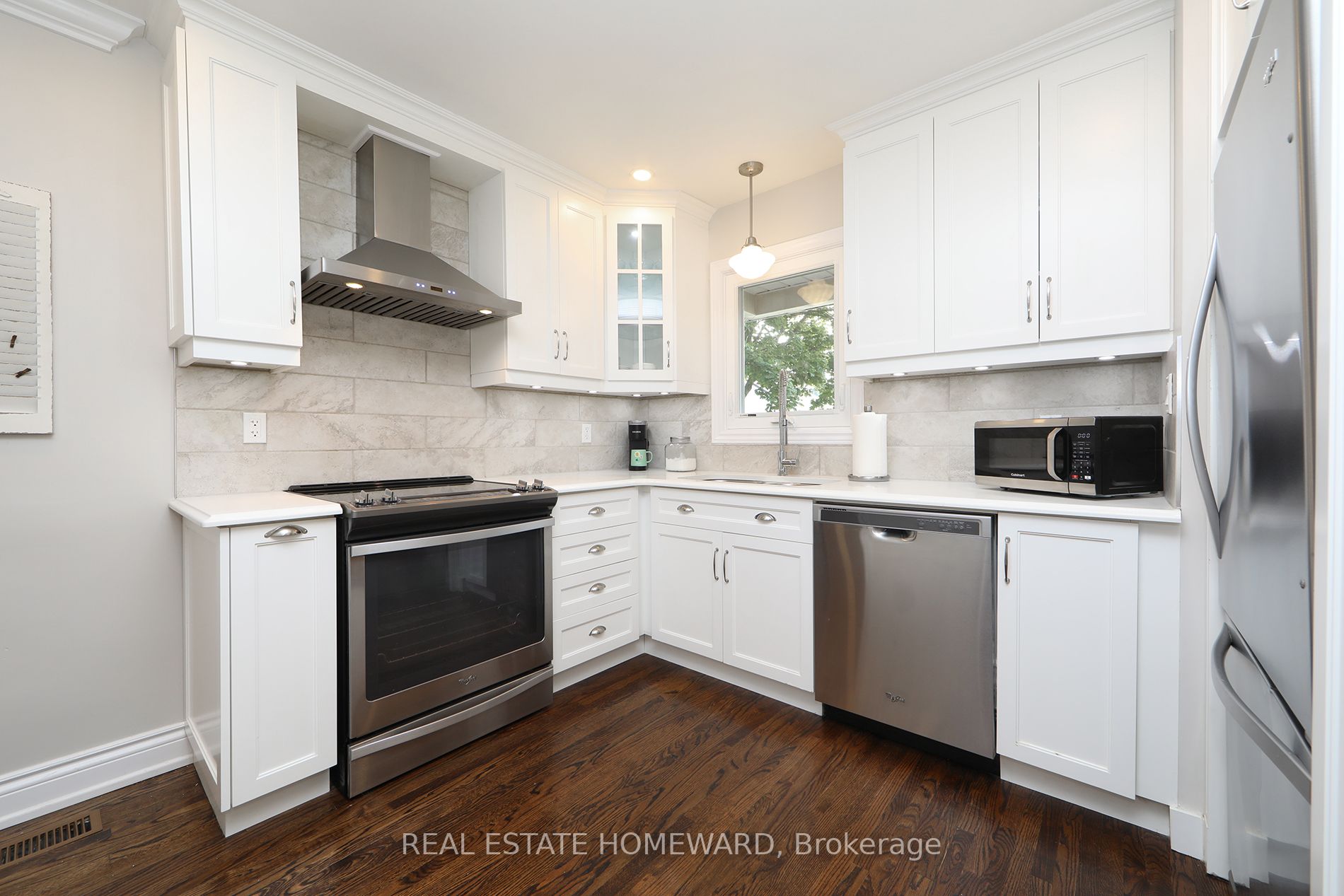 4 Baudina Crescent