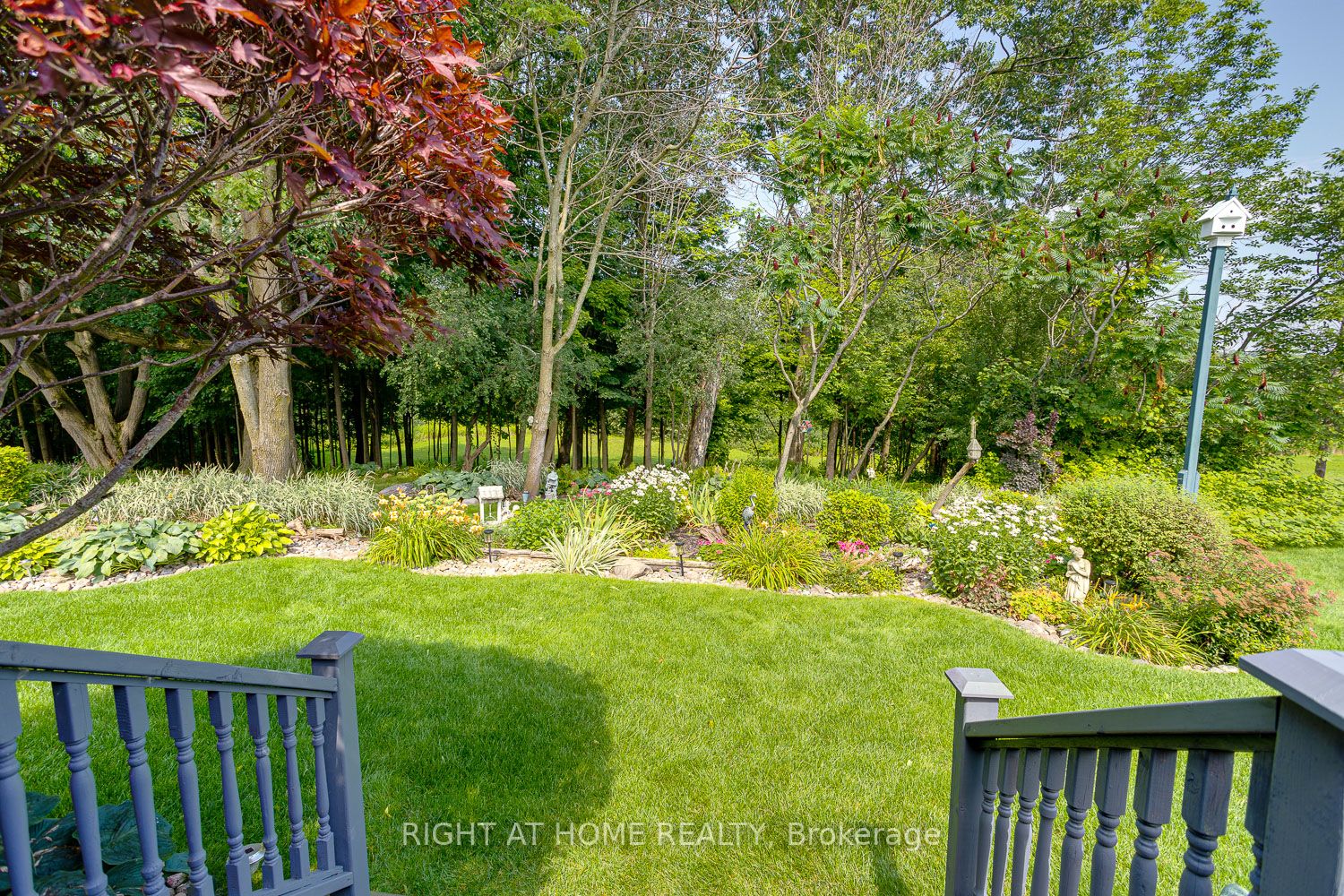 311 Waterbury Crescent
