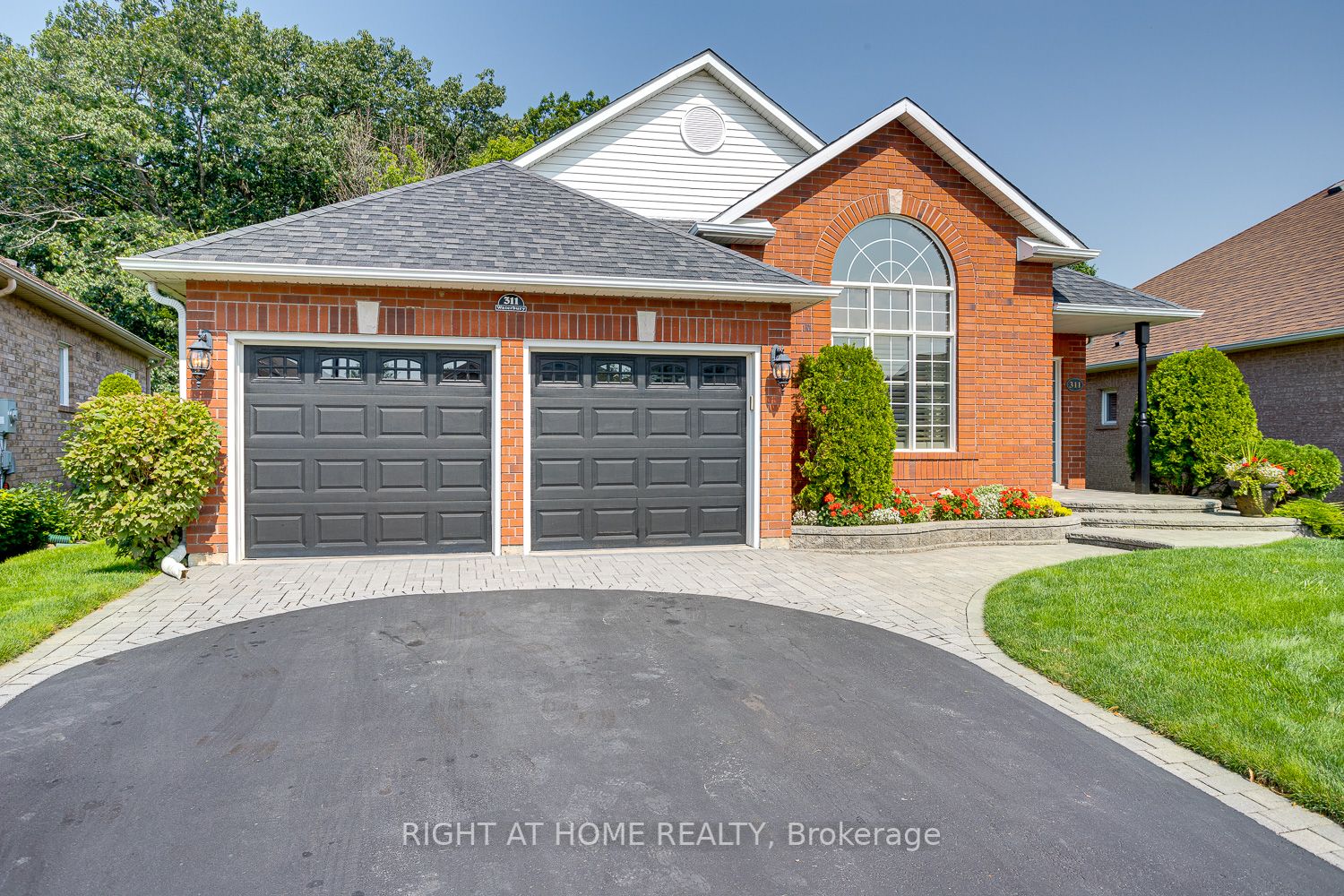 311 Waterbury Crescent