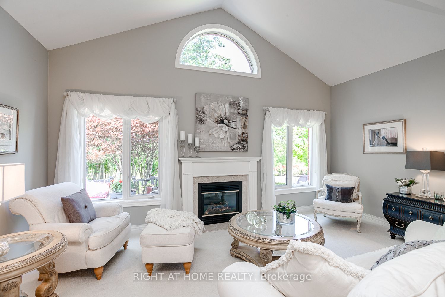 311 Waterbury Crescent