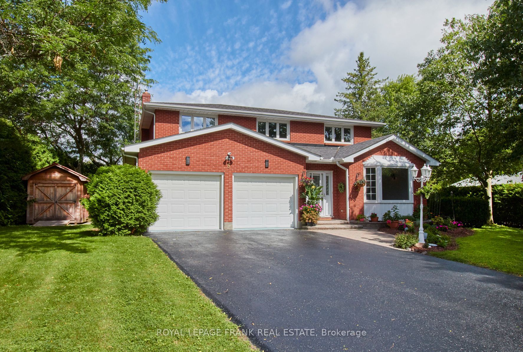 5 Edinborough Ave