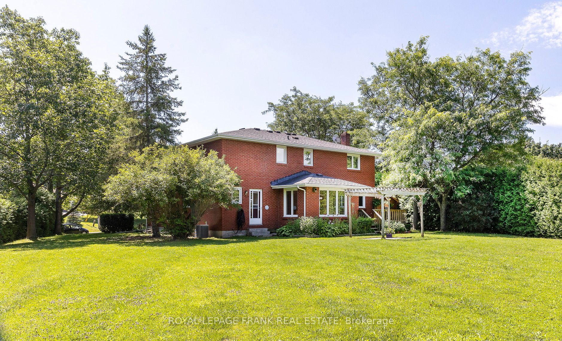 5 Edinborough Ave