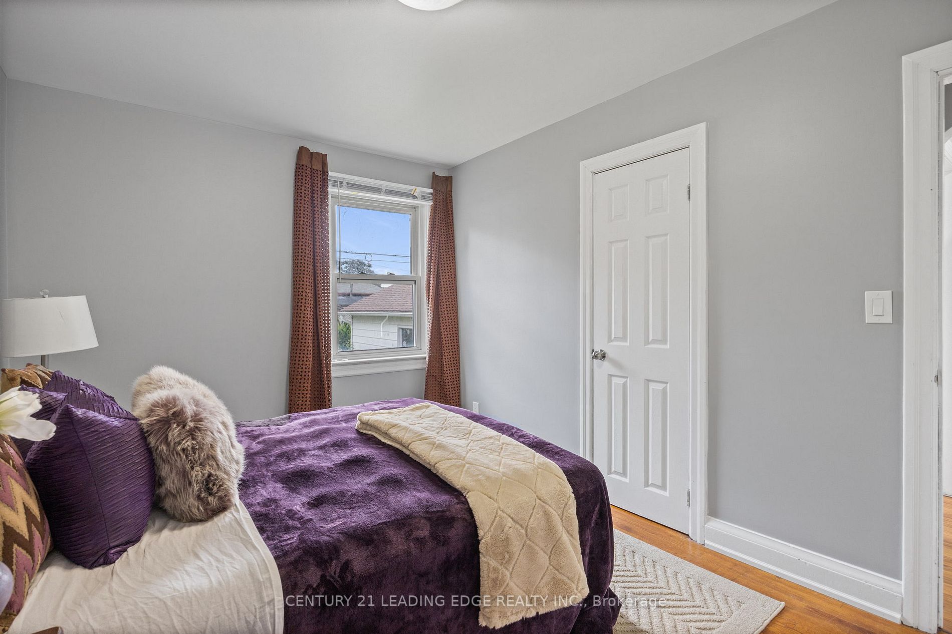159 Cadillac Ave S