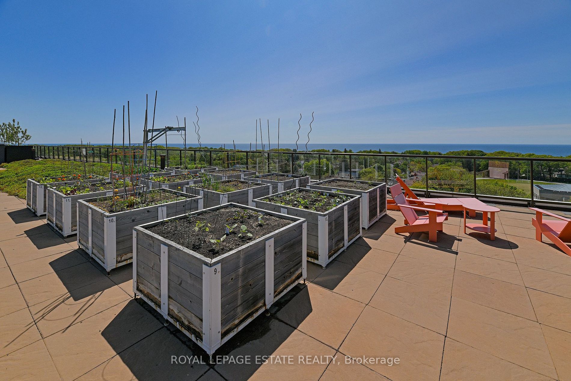 1100 Kingston Rd, #214