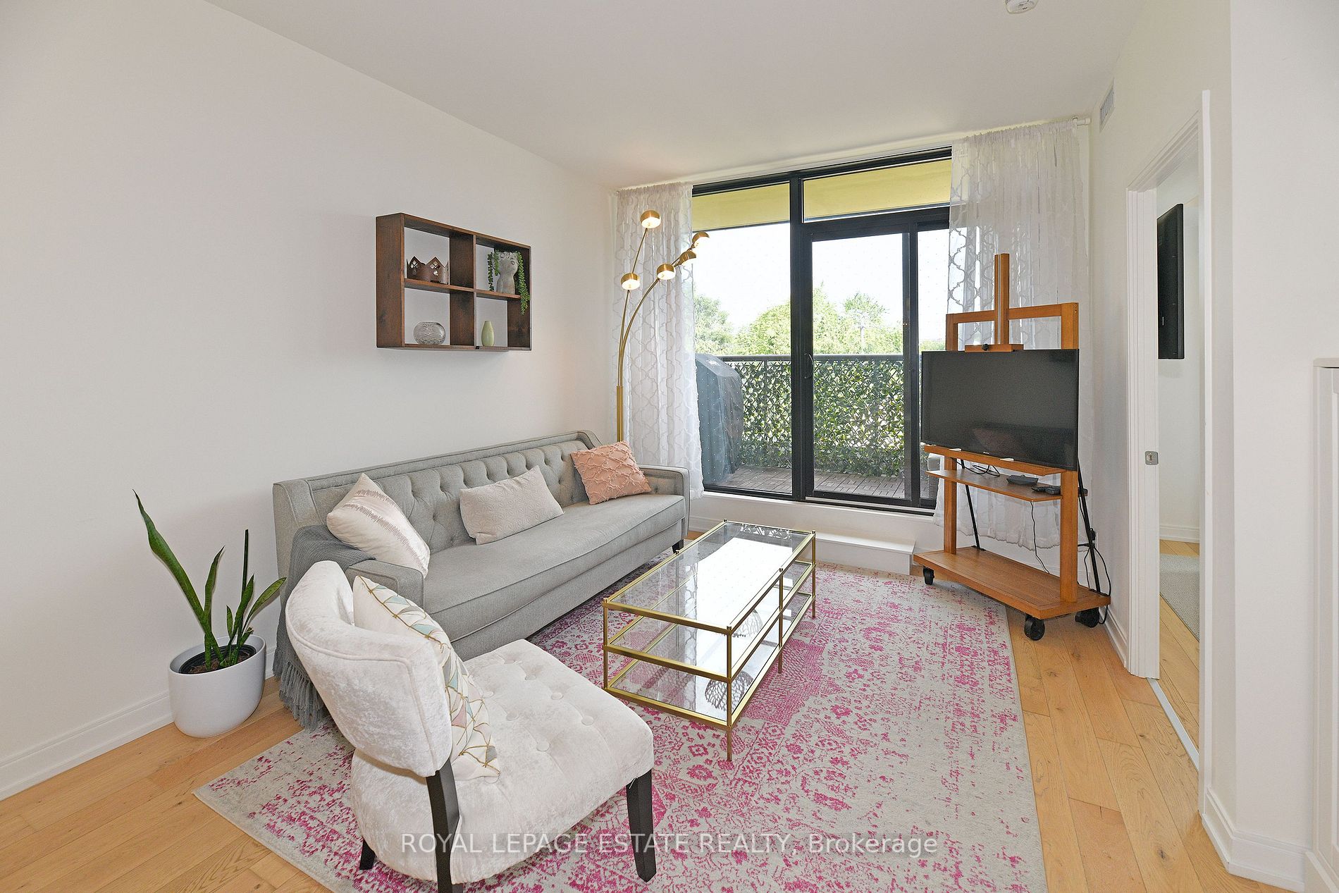 1100 Kingston Rd, #214