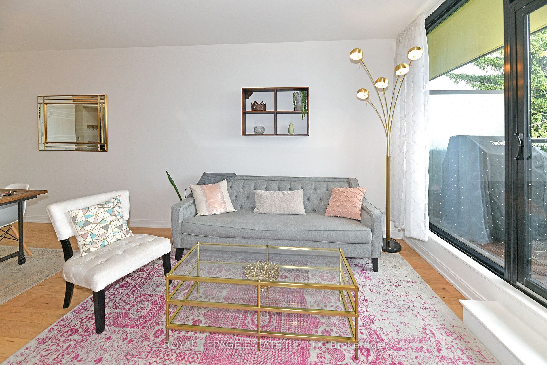 1100 Kingston Rd, #214